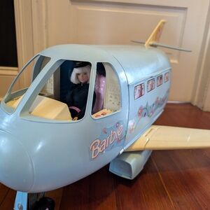 COPY - Barbie 90's plane with 1999 pilot